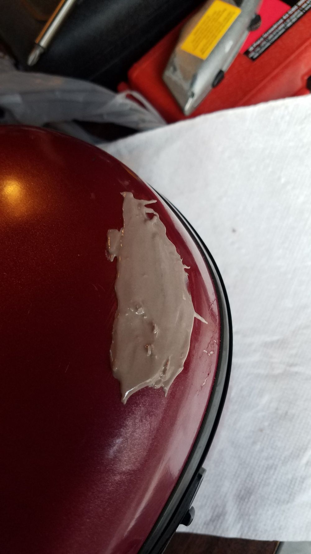Brack cello case repair, photograph 3