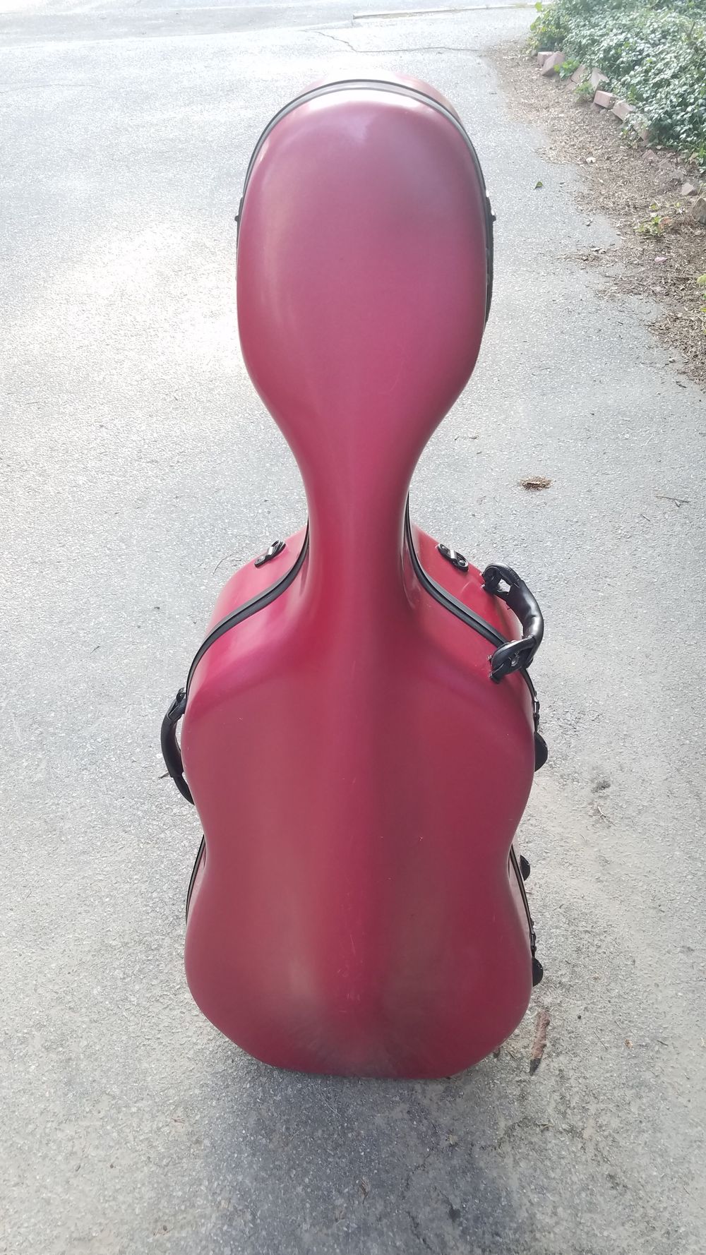 Brack cello case repair, photograph 19